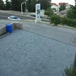 Amari * Starigrad Paklenica