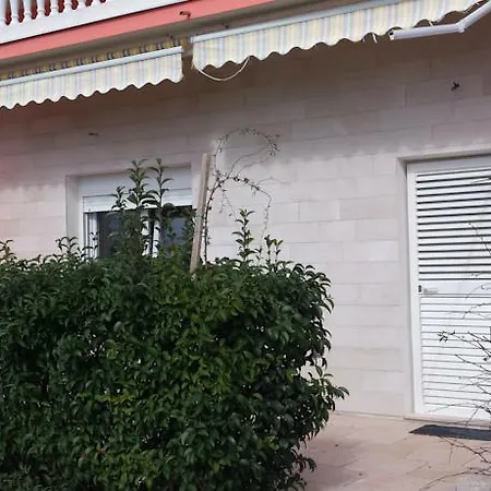 Apartments Amari * Starigrad Paklenica
