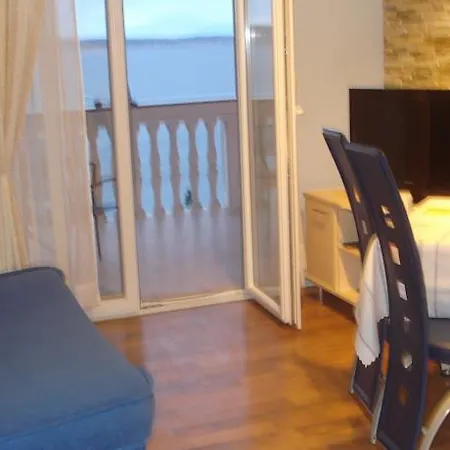 Apartments Amari Apartman Starigrad Paklenica