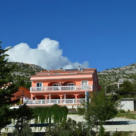 Apartment Apartments Amari Starigrad Paklenica