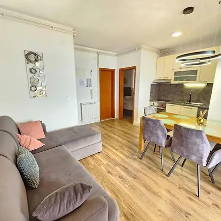 Apartment Apartments Amari Starigrad Paklenica
