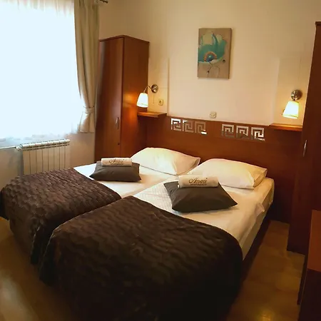 Amari * Starigrad Paklenica