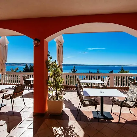 Amari Apartament